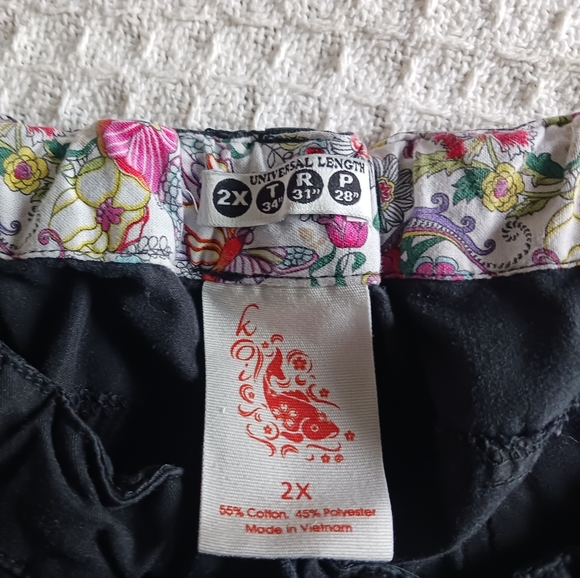 Black Koi Nikki scrub pants.  2xl one length - Picture 2 of 4